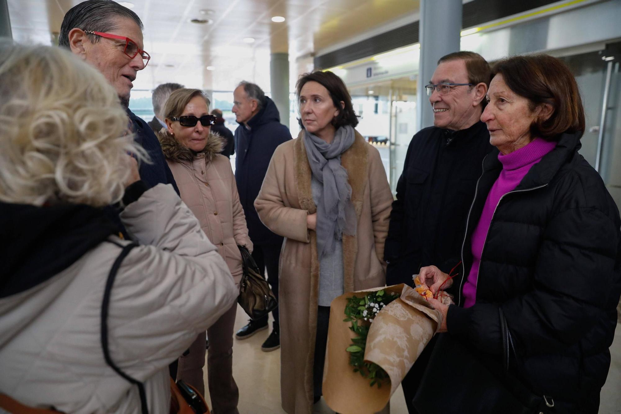 EN IMÁGENES: Así ha sido el homenaje a Angelín el de Iberia en el Aeropuerto de Asturias