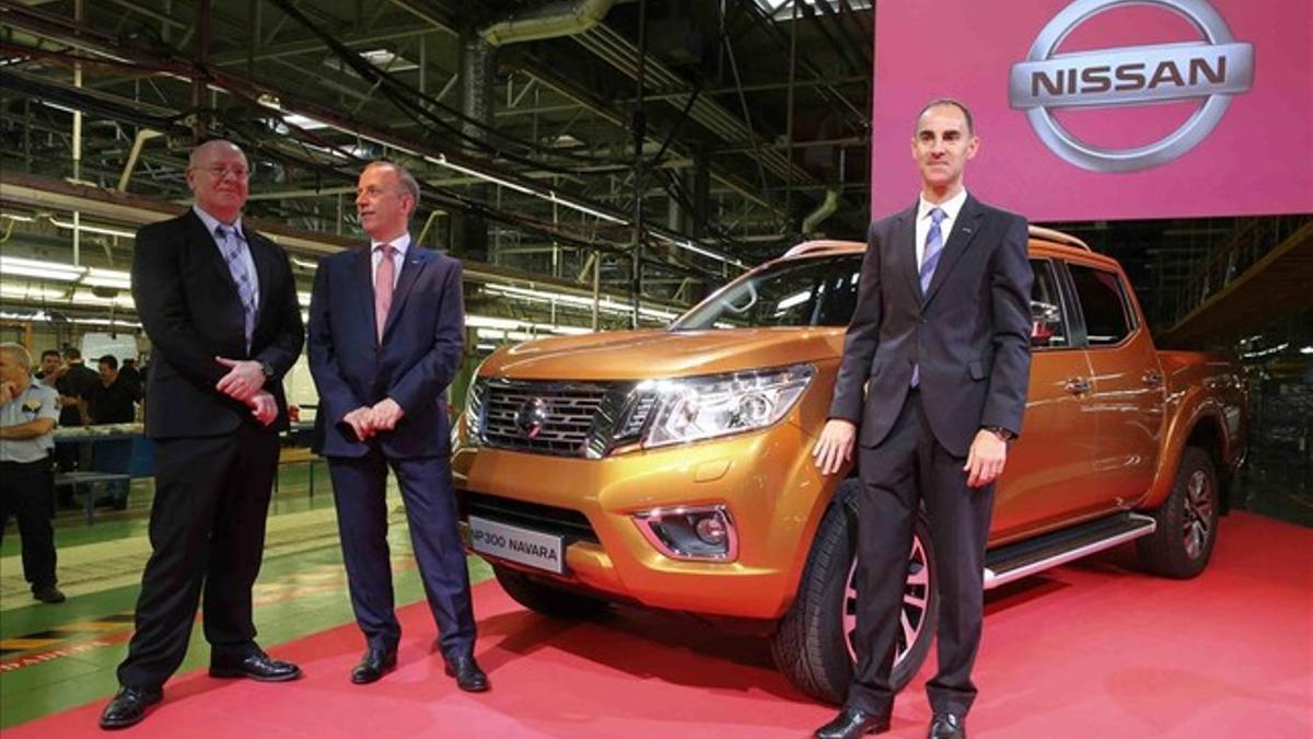 Inicio de la producción de la nueva 'pick up' NP300 Navara de Nissan, en la Zona Franca.