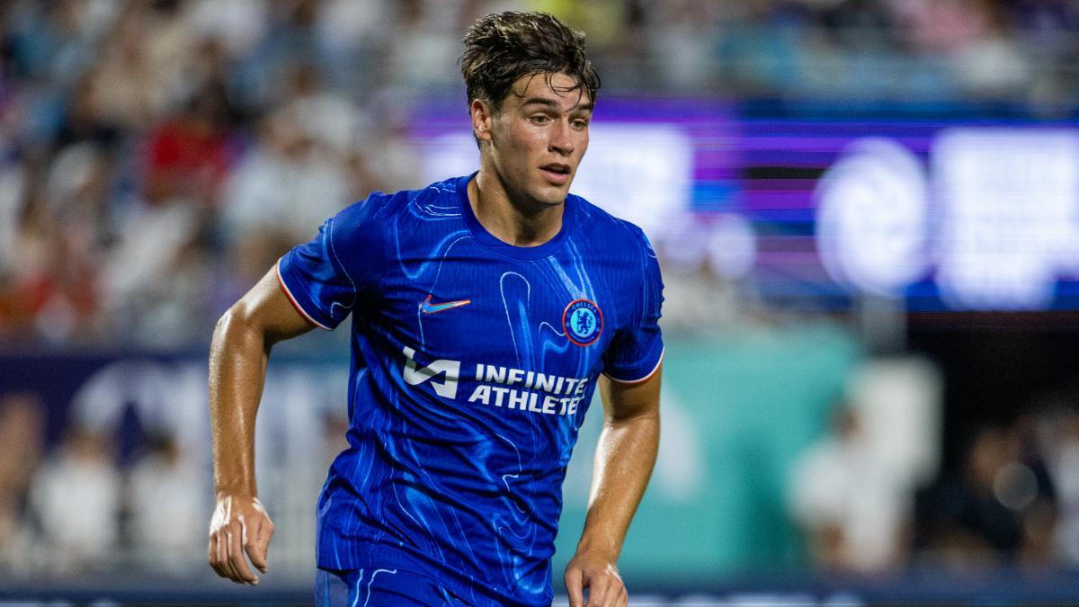 Chelsea - Shamrock Rovers: El triplete de Marc Guiu