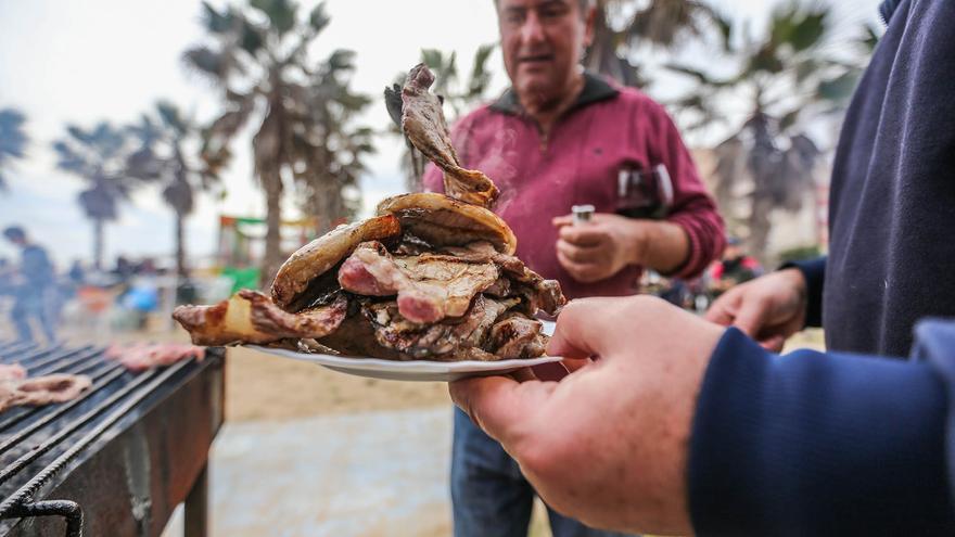 Torrevieja le cambia el nombre al Día Internacional del Cerdo