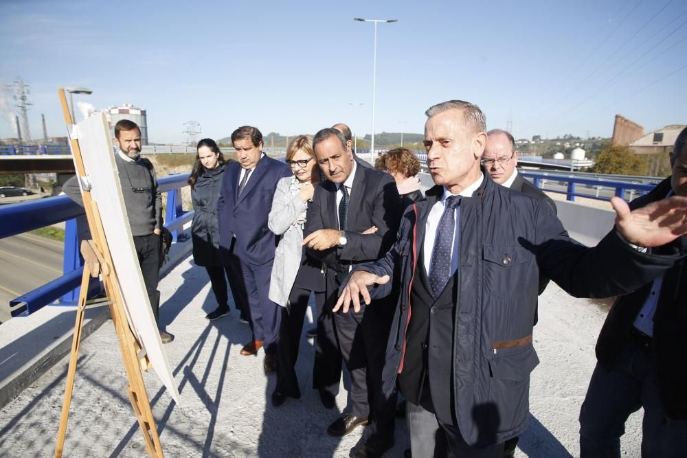 Visita a las obras del enlace de la autopista Y con el PEPA