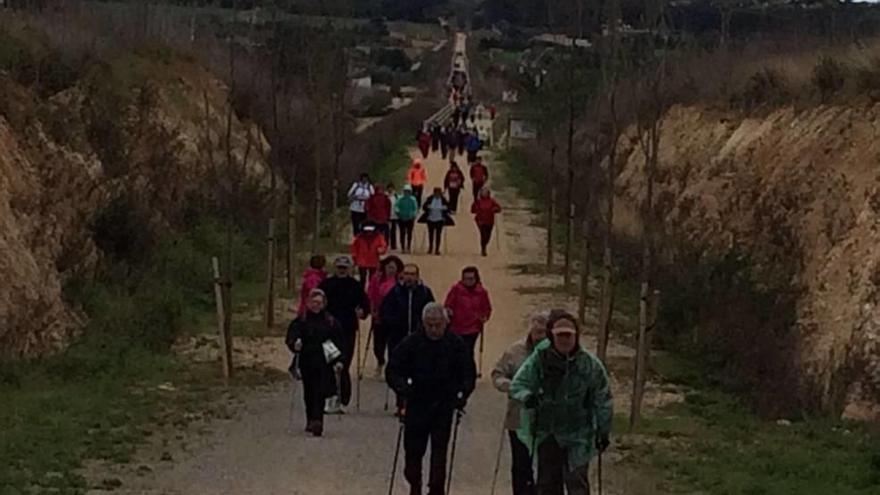 Más de 200 participantes en la &#039;VII Marxa del Cor&#039;