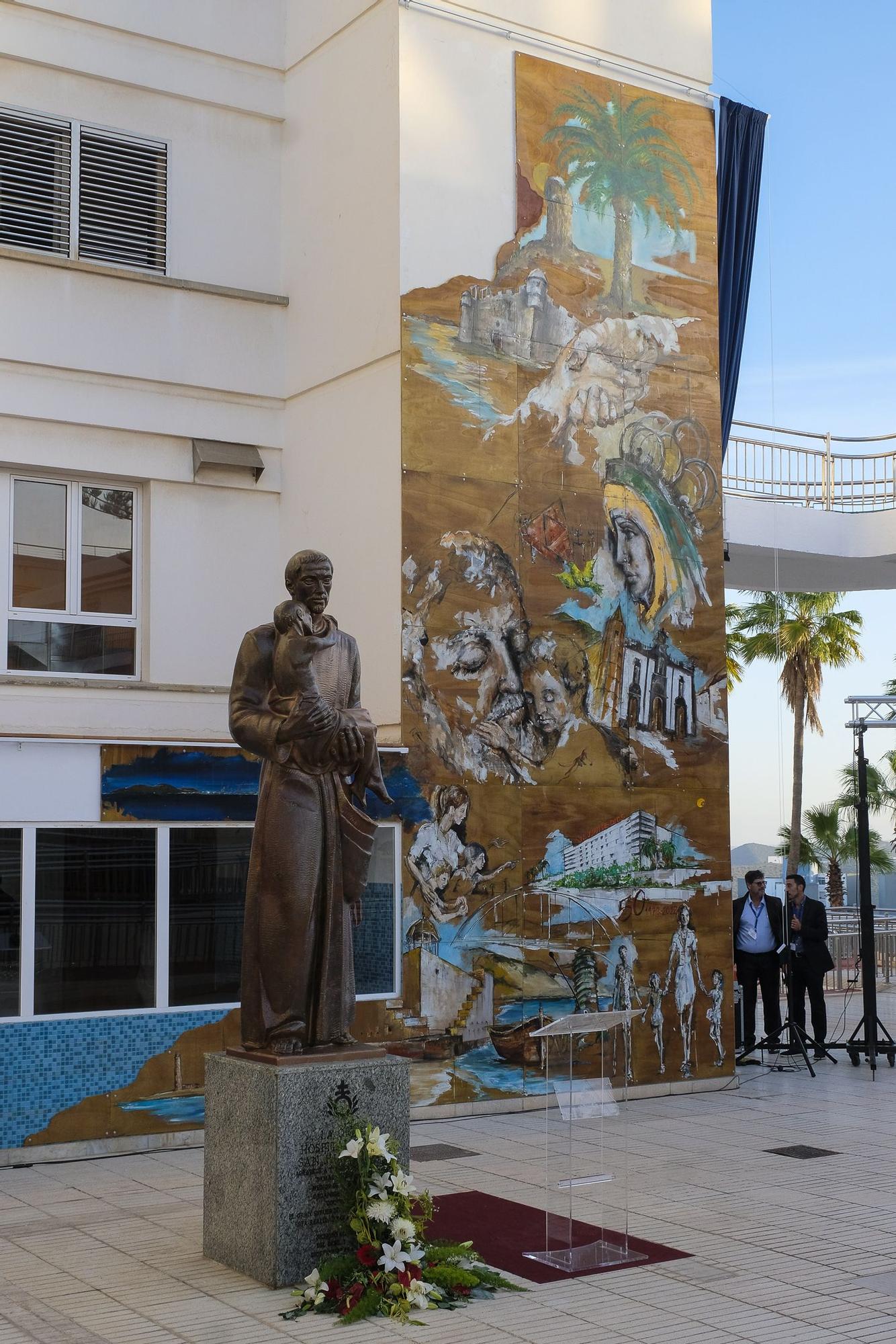 Mural por el 50 aniversario de San Juan de Dios en Las Palmas de Gran  Canaria - La Provincia