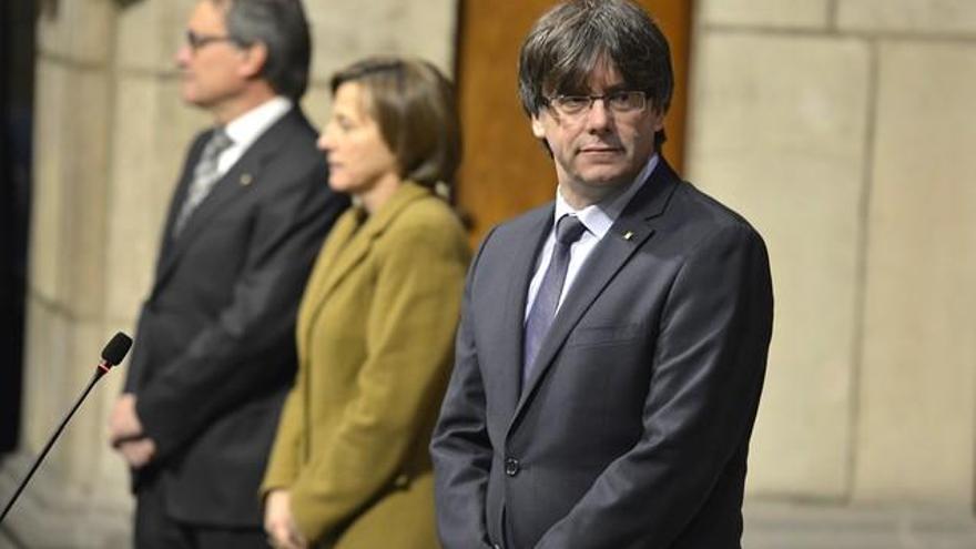 Puigdemont, a sus &#039;consellers&#039;: &quot;No renunciéis a nada&quot;