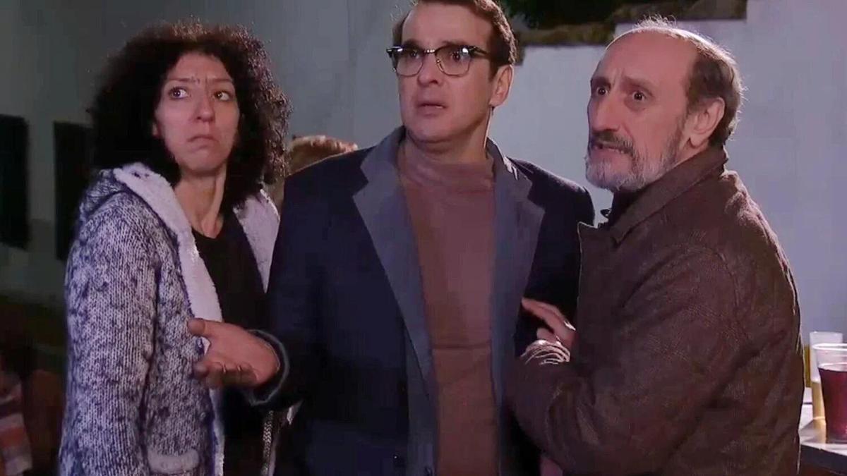 Mónica Cervera, Luis Merlo y José Luis Gil, en una escena de &#039;LQSA&#039;