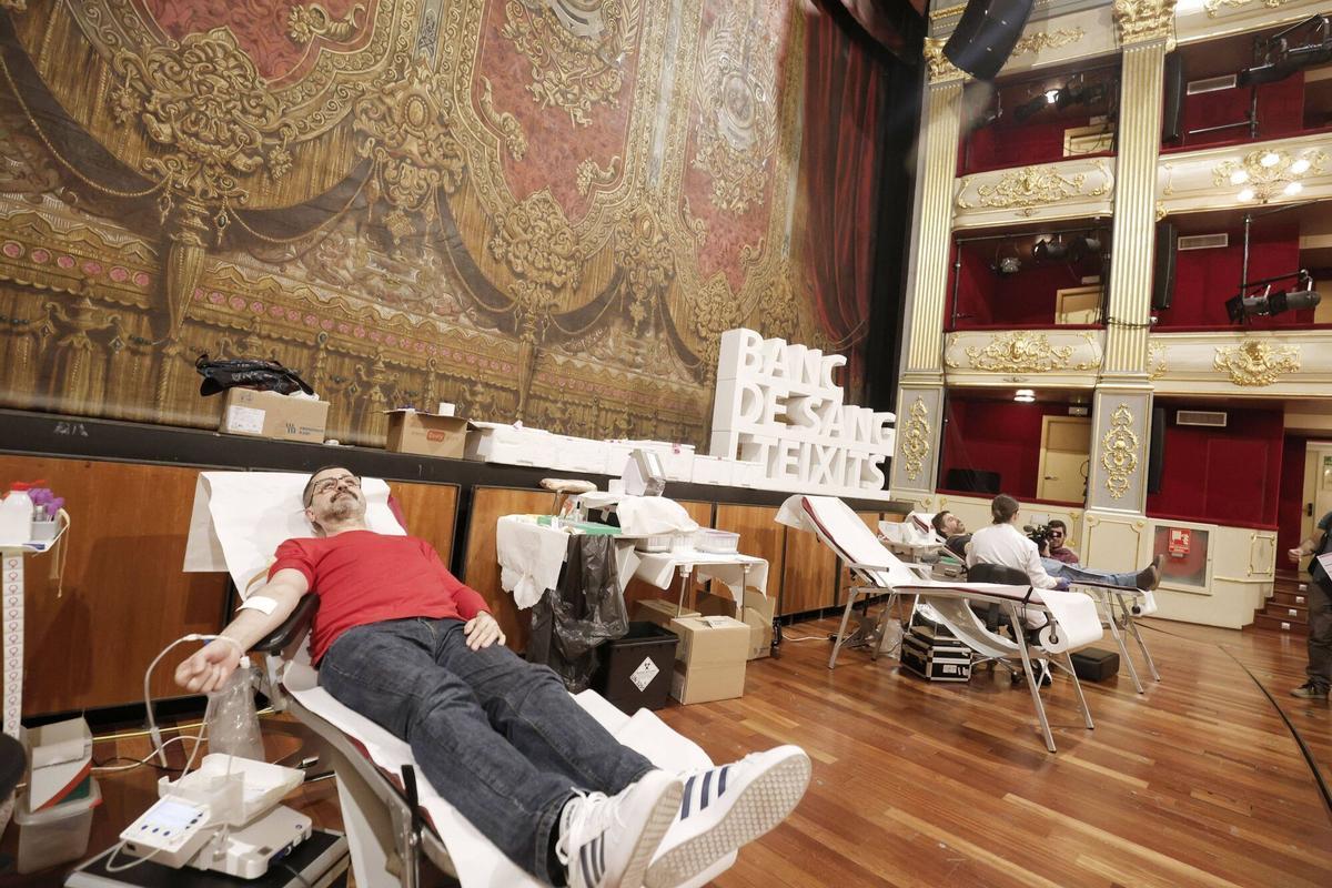 El Teatro Principal de Palma se convierte en un banco de sangre