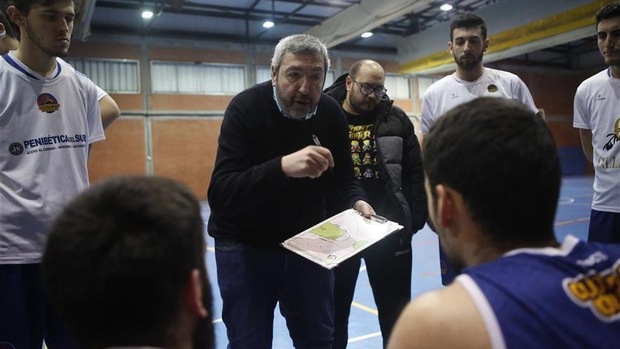 El Ciudad de Córdoba derrota al líder en el estreno de Antonio Navas en Menéndez Pidal