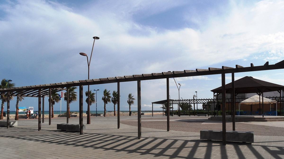 Platja de Puçol. Plaça Rosa dels Vents.