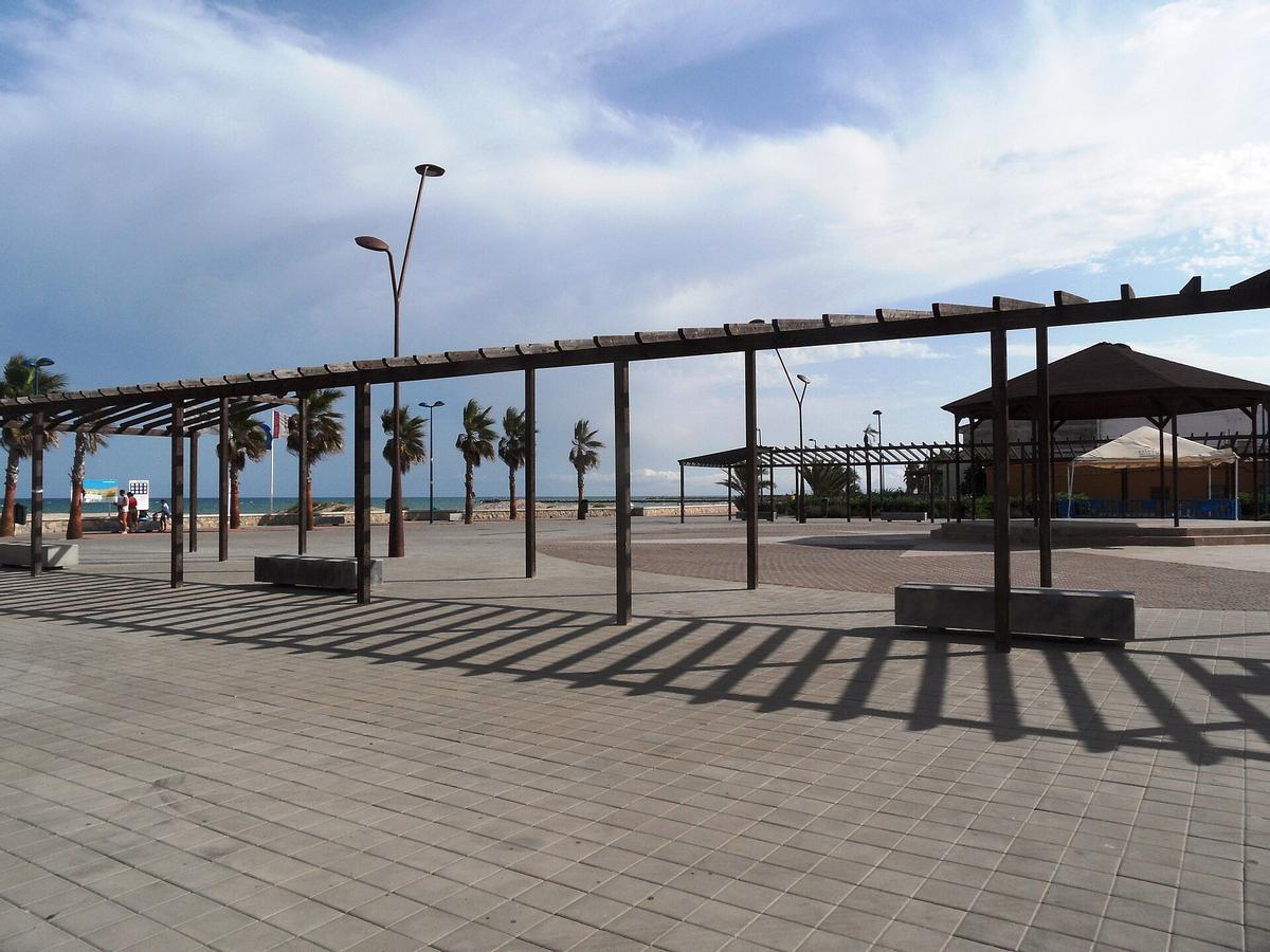 Platja de Puçol. Plaça Rosa dels Vents.