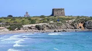 El Ayuntamiento de Alicante presume de gestión en Tabarca pese al deseo de los vecinos de independizarse