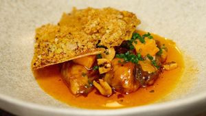 Mejillones en adobo de tomate cherry y chile ancho del restaurante Jiribilla.