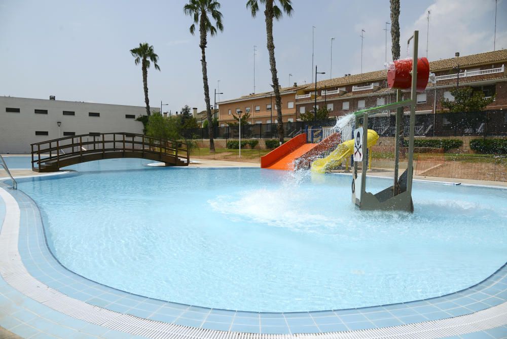 La piscina de Paiporta ha sido remodelada.