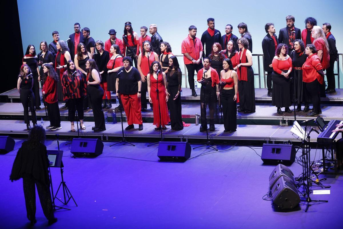 El concierto del Coro Joven de Gijón por su décimo aniversario, en imágenes