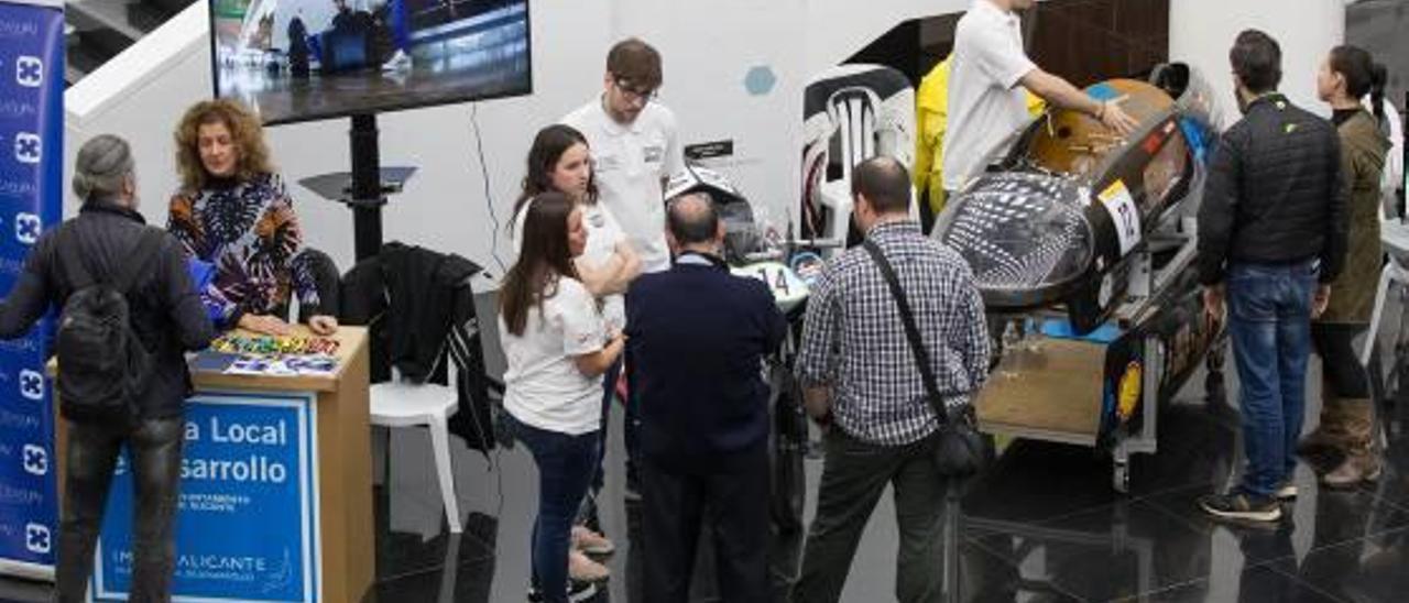 El Auditorio de la Diputación acogió ayer el certamen Focus Pyme Emprendimiento.