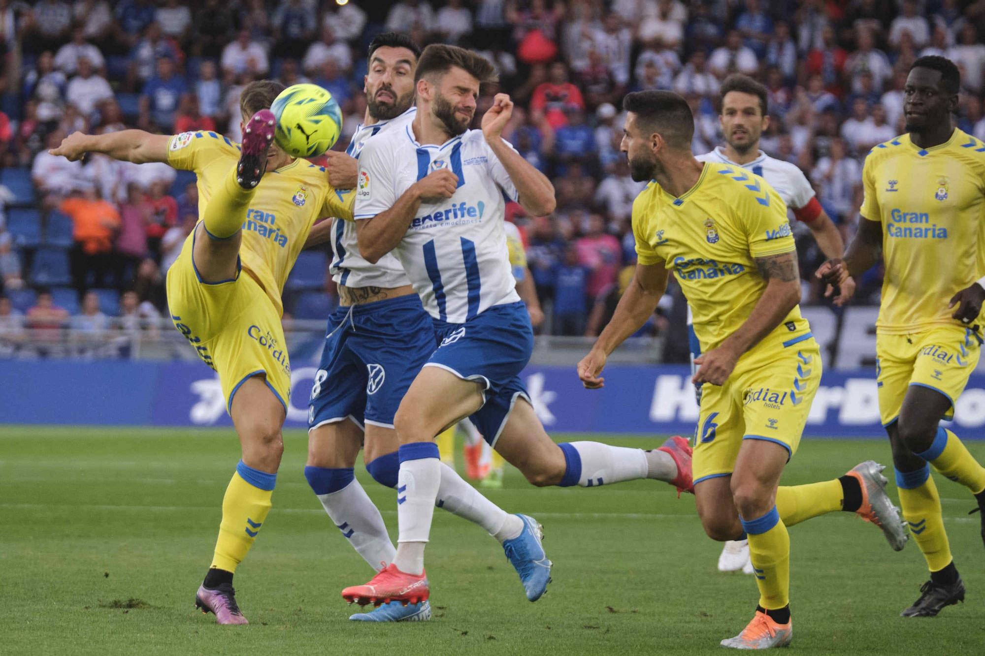 Derbi en la Promoción de ascenso a Primera: CD Tenerife - UD Las Palmas