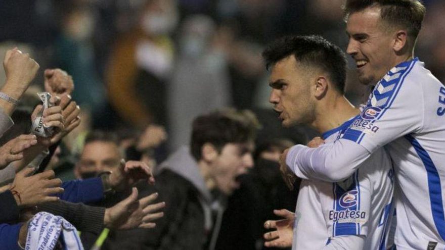 Tenerife conquers Santo Domingo and has direct promotion to only three points (0-2)