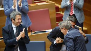 València aprova la llei que redueix la presència del català a l’escola