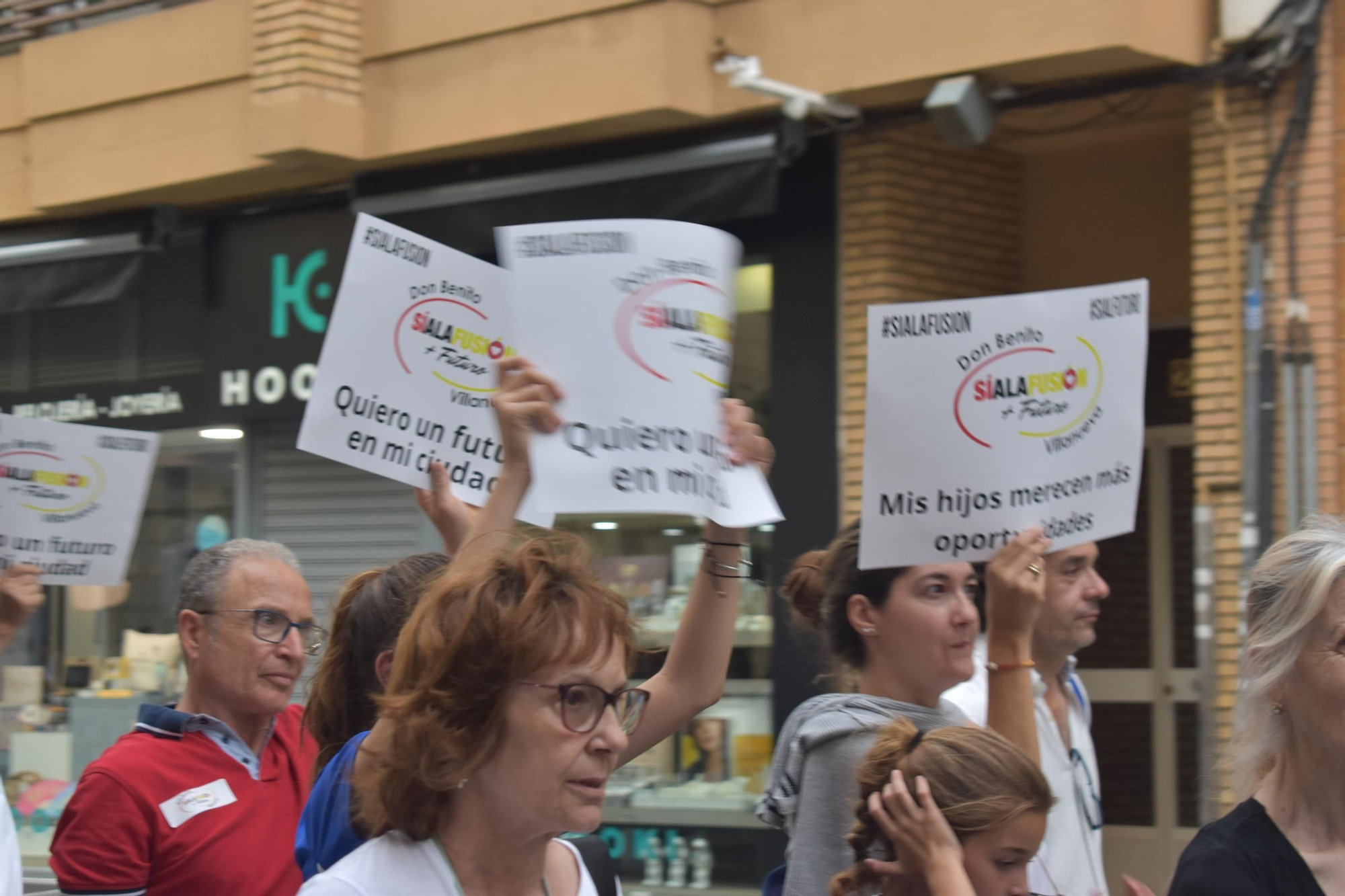 Manifestación en Don Benito por la fusión con Villanueva