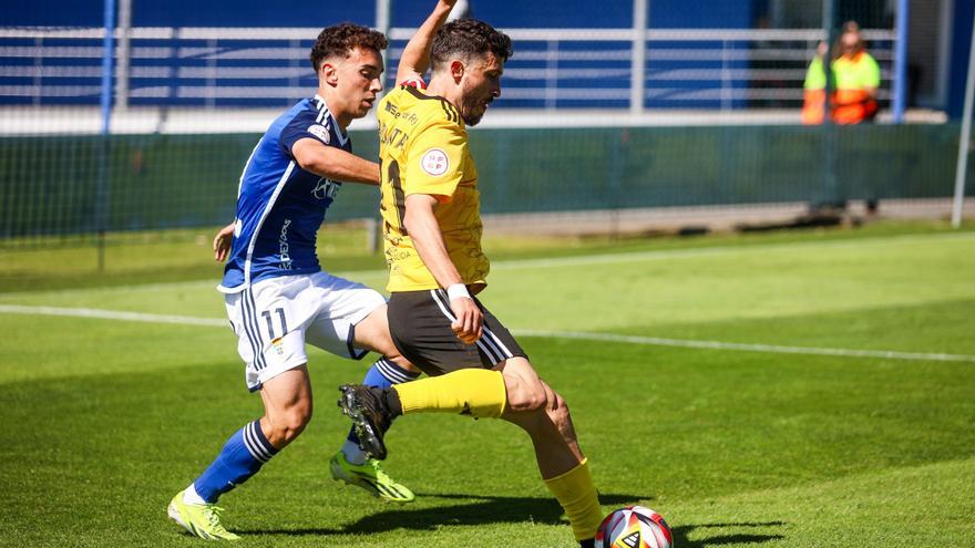 El Compostela no tira la toalla y consigue un valioso triunfo en el feudo del Oviedo