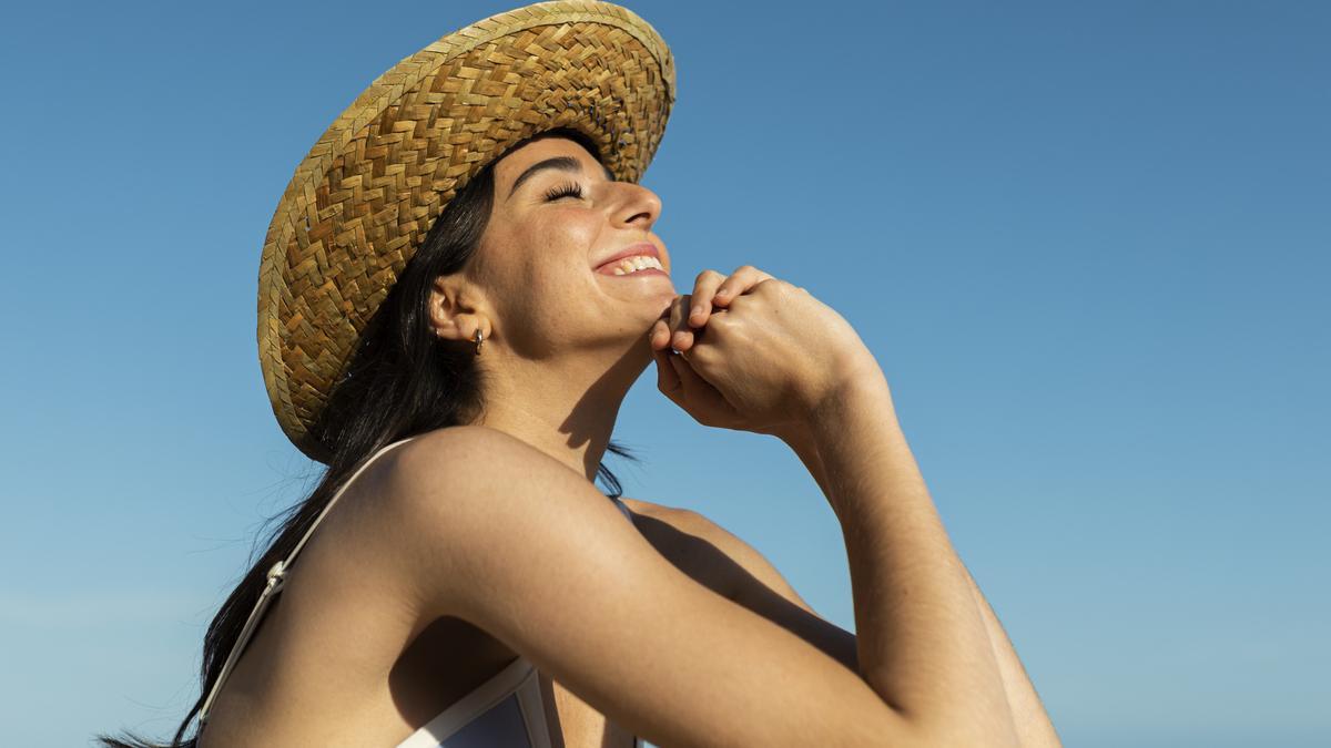 No vuelvas a esconderte del sol: esta crema solar está recomendada para las pieles más blancas