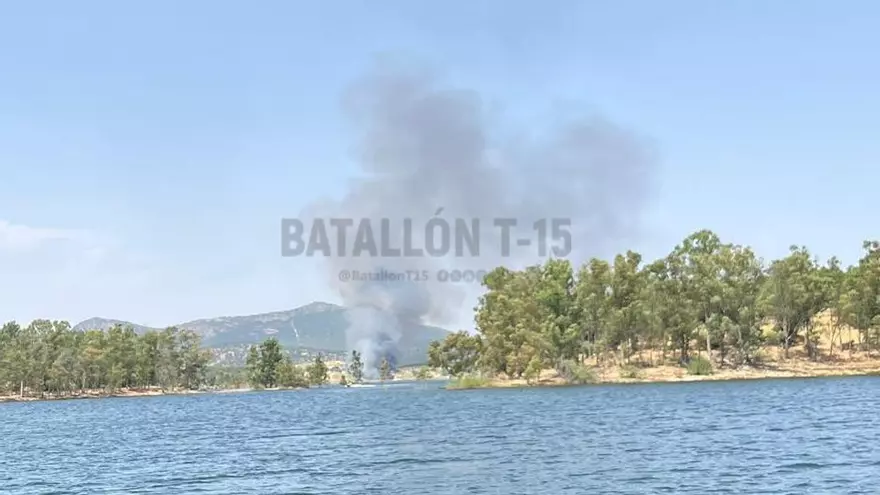 Ultima hora de los incendios forestales en Extremadura: fuegos en Malpartida de Plasencia y Jerez de los Caballeros