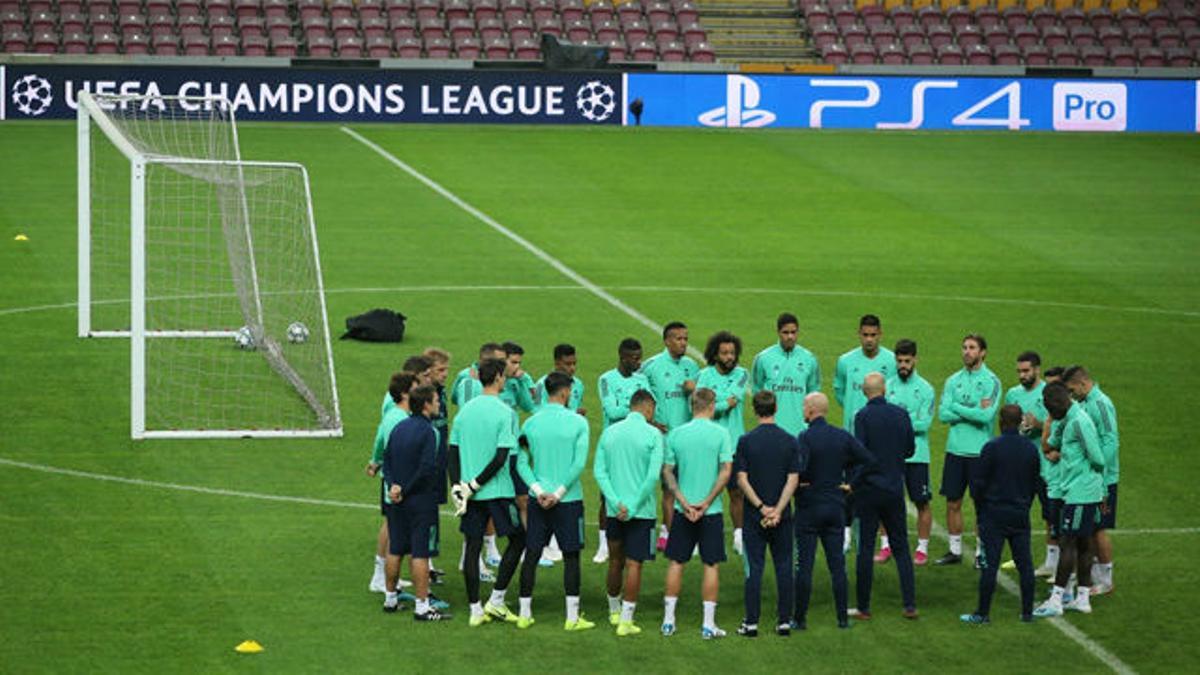 Último entrenamiento del Real Madrid antes del decisivo encuentro ante el Galatasaray