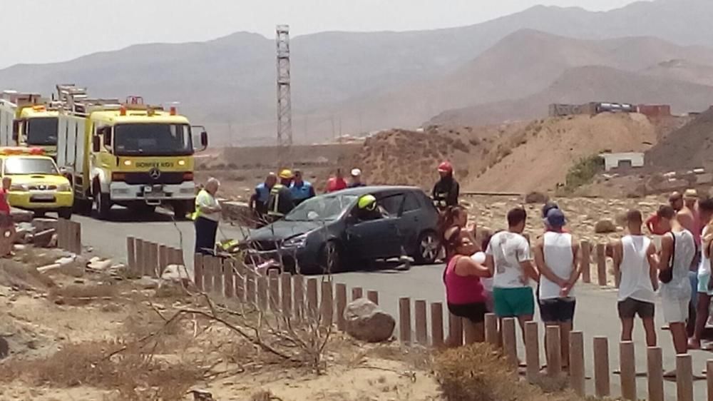 Vuelco de un vehículo en Tufia