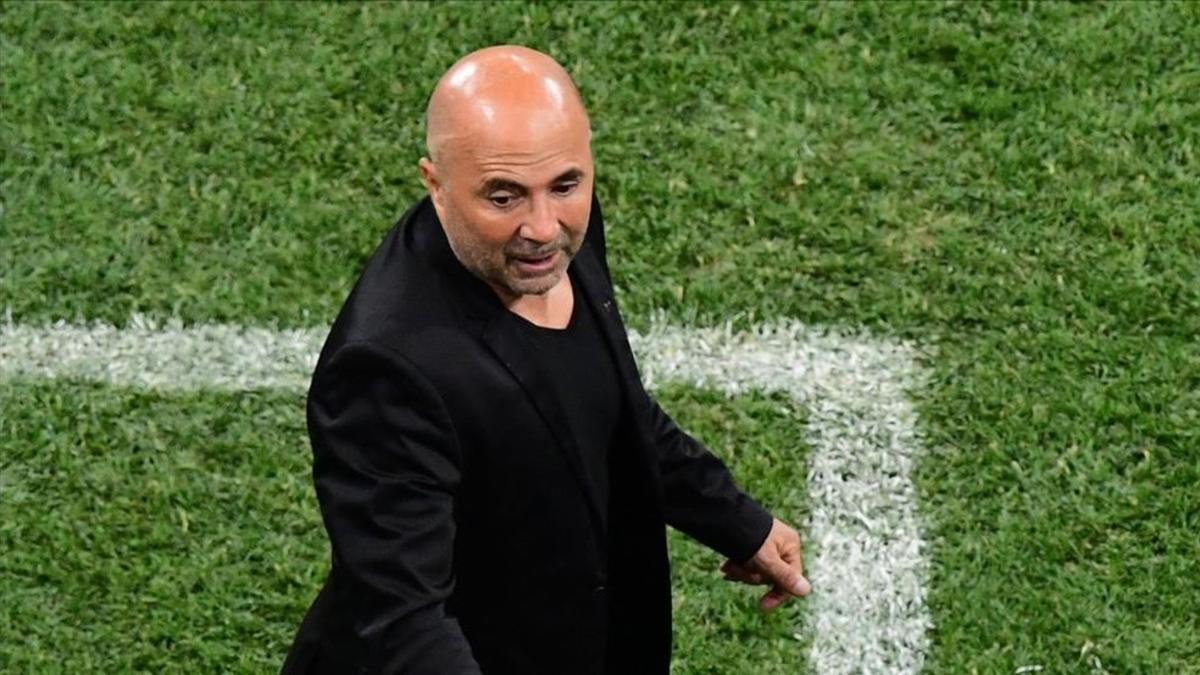 Sampaoli, en el centro de la polémica tras la derrota de Argentina