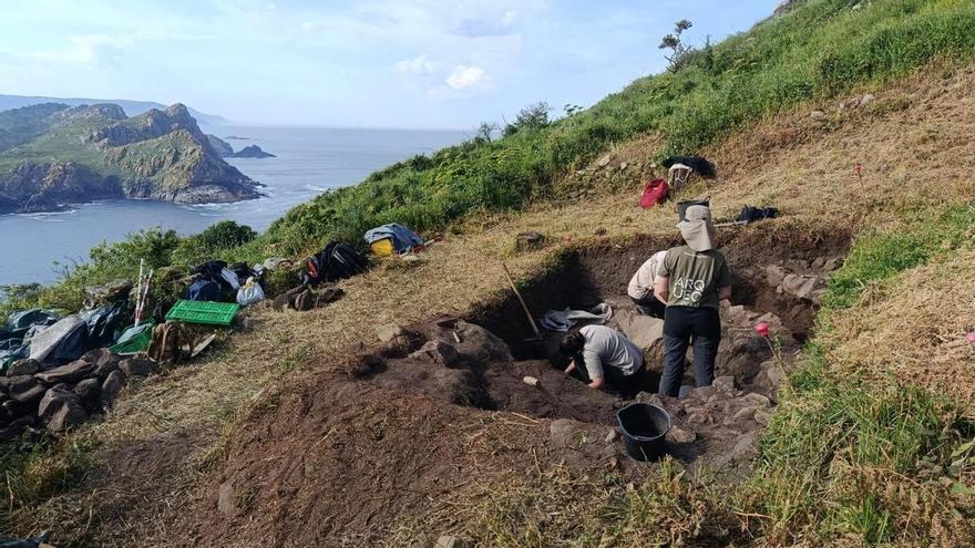 Las islas Cíes confirman su pasado castrexo: hallan una gran casa