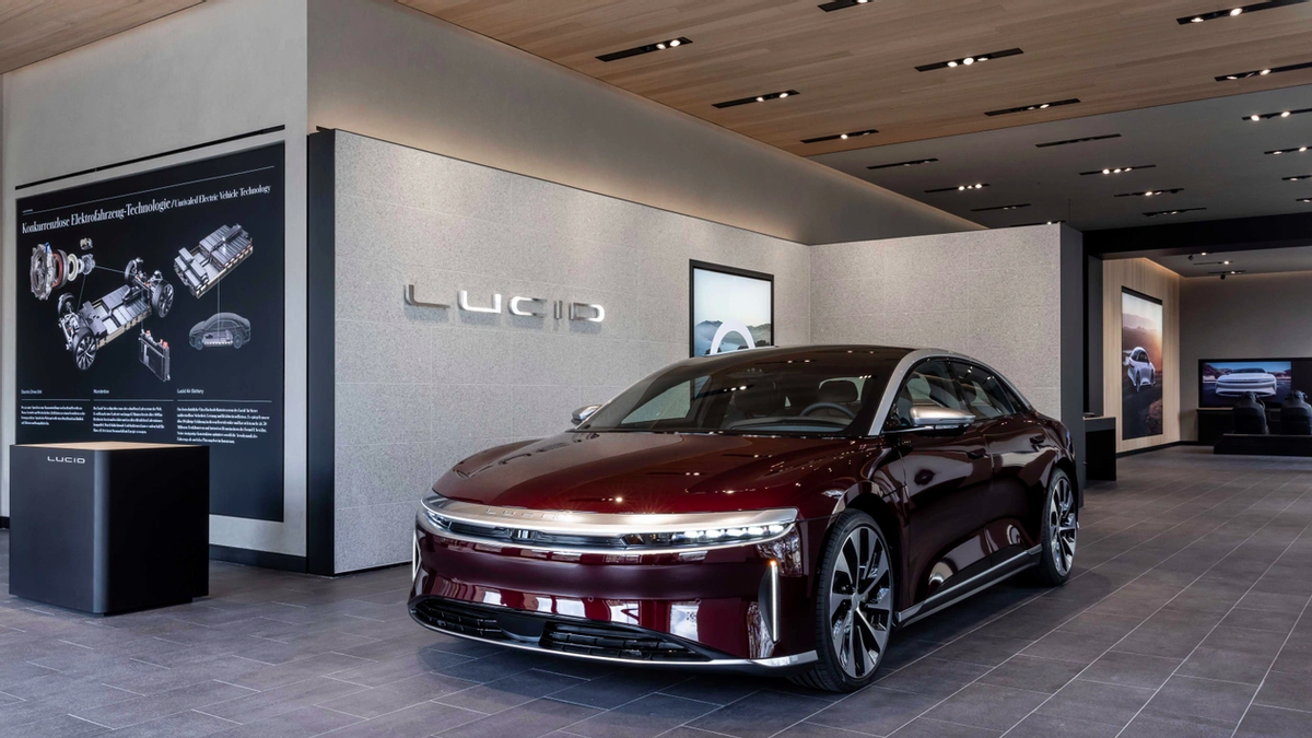 Lucid Motors llega a Europa con el coche eléctrico con más autonomía del mercado