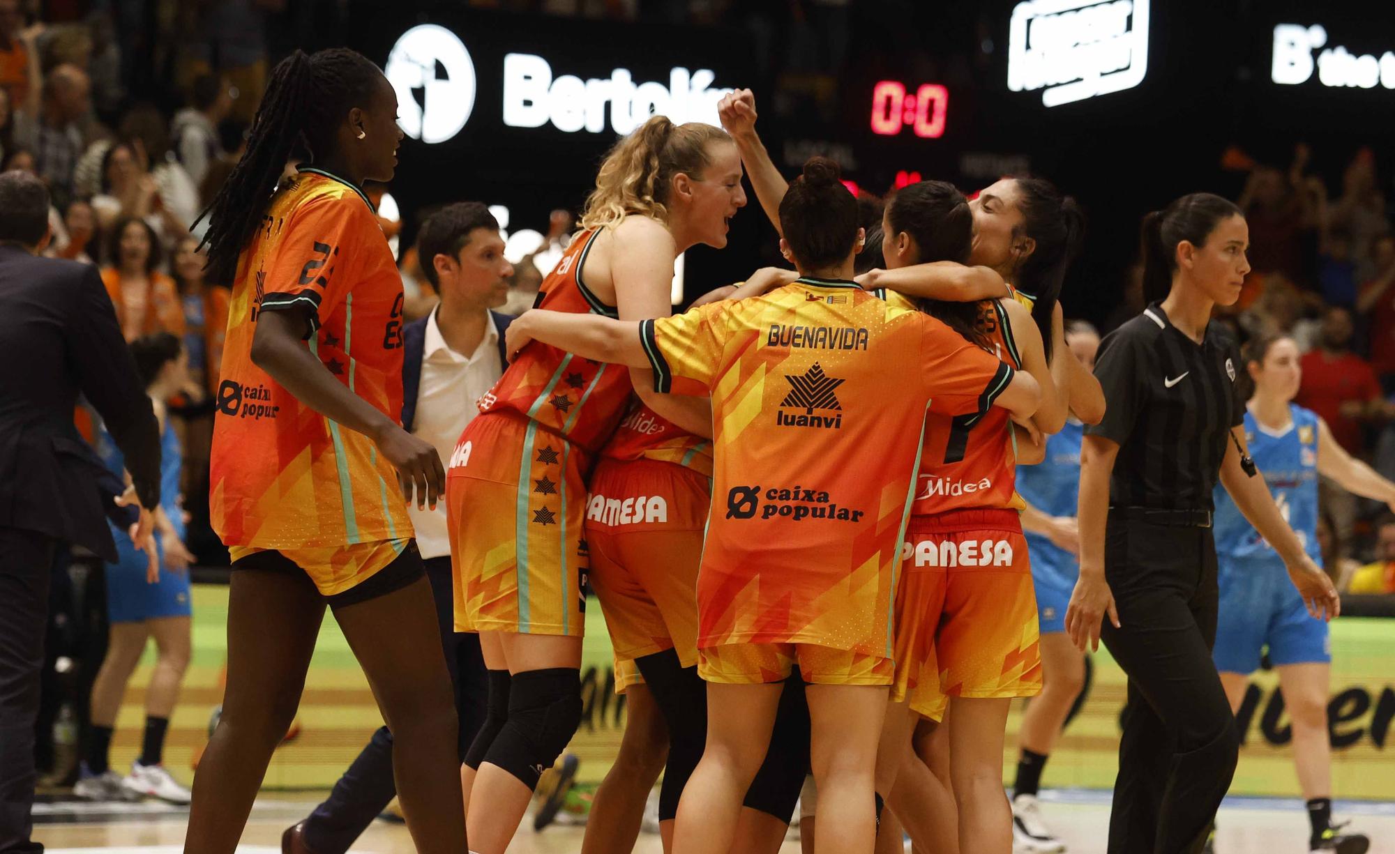 Valencia Basket - Perfumerías Avenida