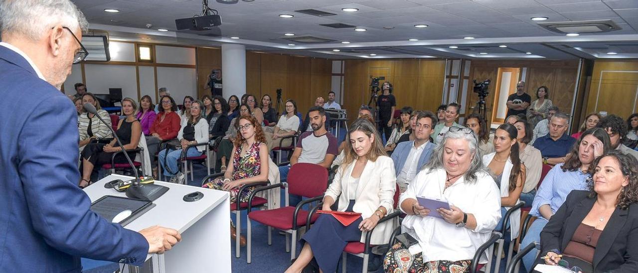 Javier Franco durante su intervención ayer en la sede de la presidencia del Gobierno de Canarias en Las Palmas