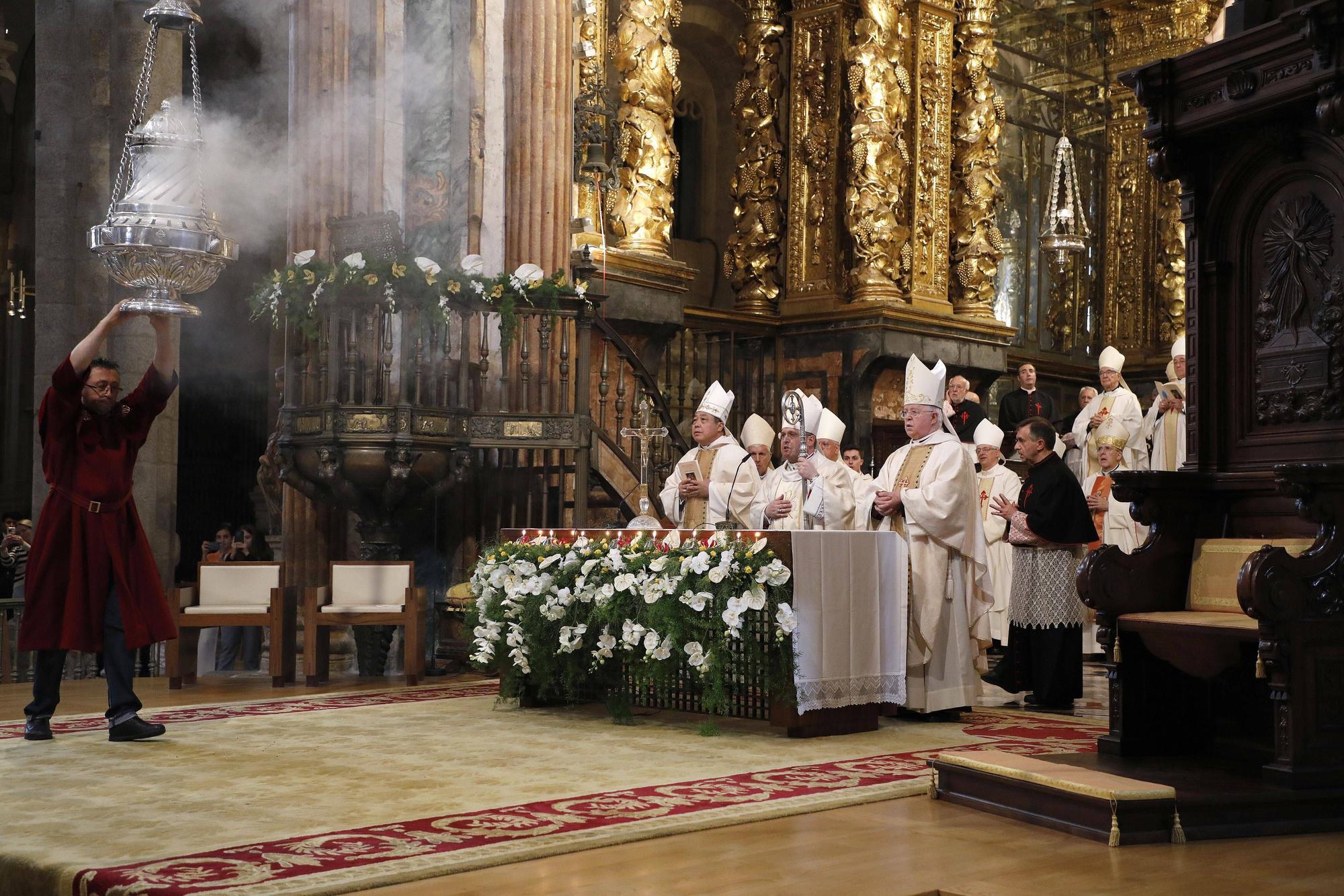 Ceremonia de toma de posesión del nuevo arzobispo de Santiago, monseñor Prieto