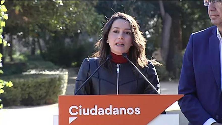 Arrimadas: "Vamos a intentar presidir el Parlament porque es lo que nos corresponde"