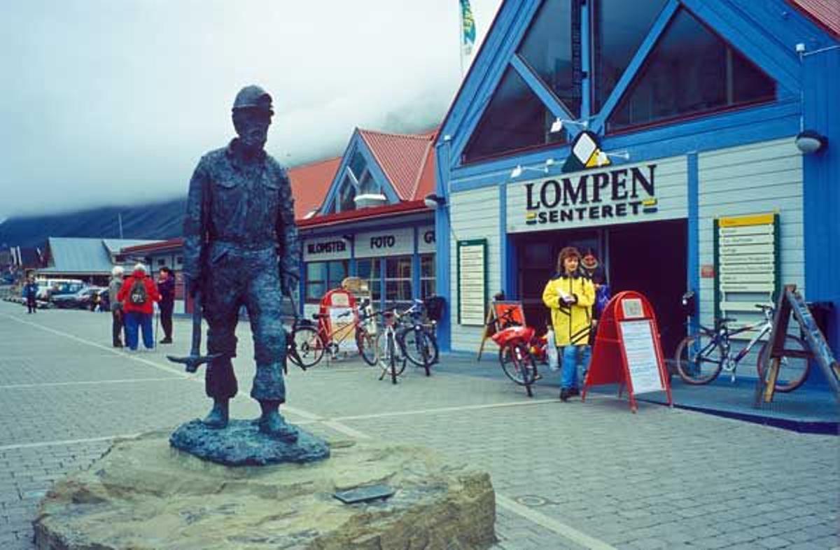 Longyearbyen se fundó hace algo más de cien años como un asentamiento minero.
