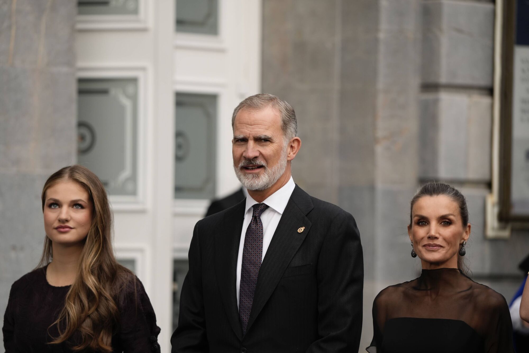 Así fue la llegada de los invitados a los premios "Princesa de Asturias" y su paso por la alfombra azul