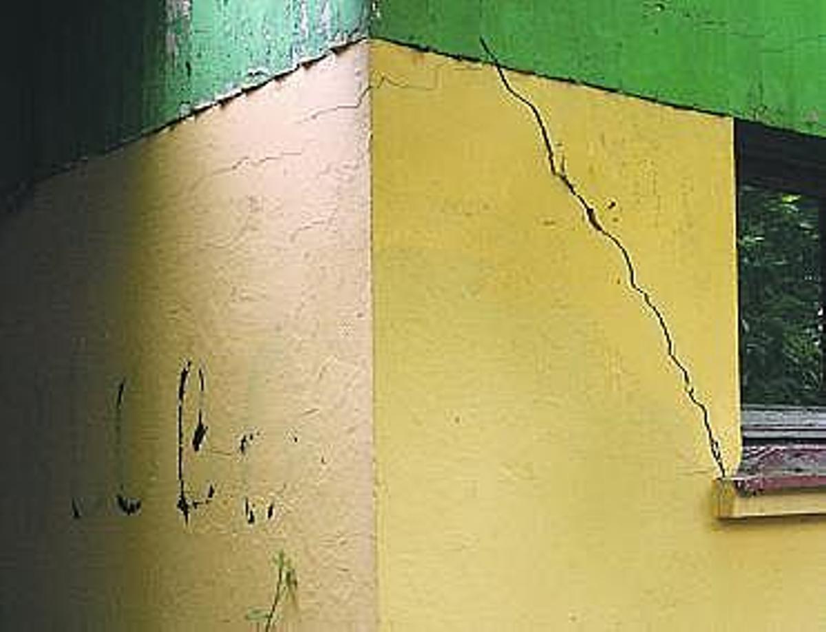 Perlora, cuatro años de ruina