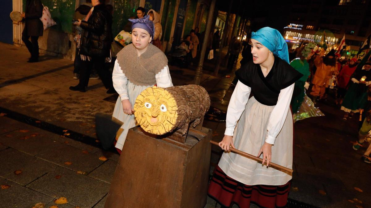 El Nataliegu, el pasado año por las calles de Avilés.