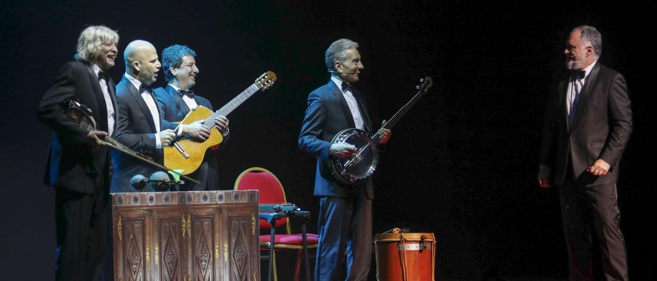 La magia de &quot;Les Luthiers&quot; permanece intacta