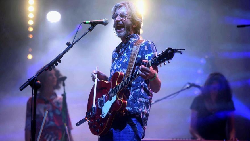 Sobrescobio, epicentro del indie nacional: 16 conciertos (con destacados artistas), yoga y exposiciones fotográficas componen el cartel del festival "El Pueblo"