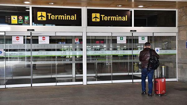 La resolución del contrato de Vueling da vía libre para buscar otra  aerolínea para Londres - La Opinión de A Coruña