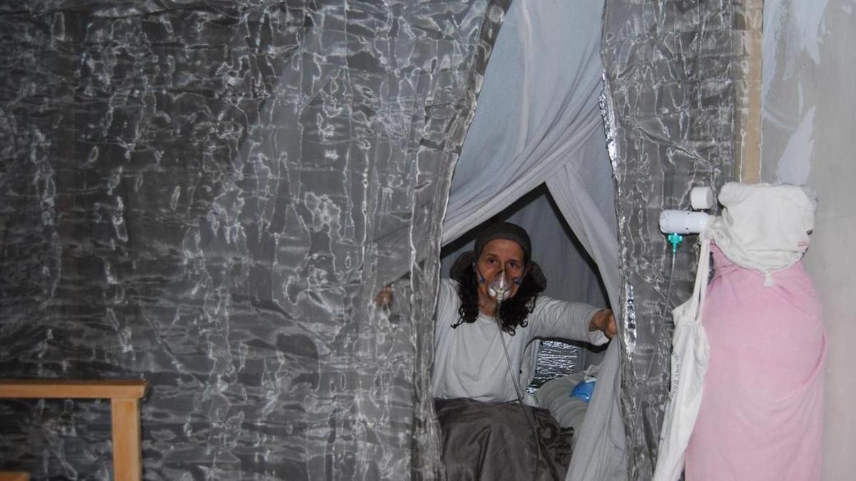 ENFERMEDAD RARA | La historia de Azucena, la zamorana que vive en confinamiento permanente