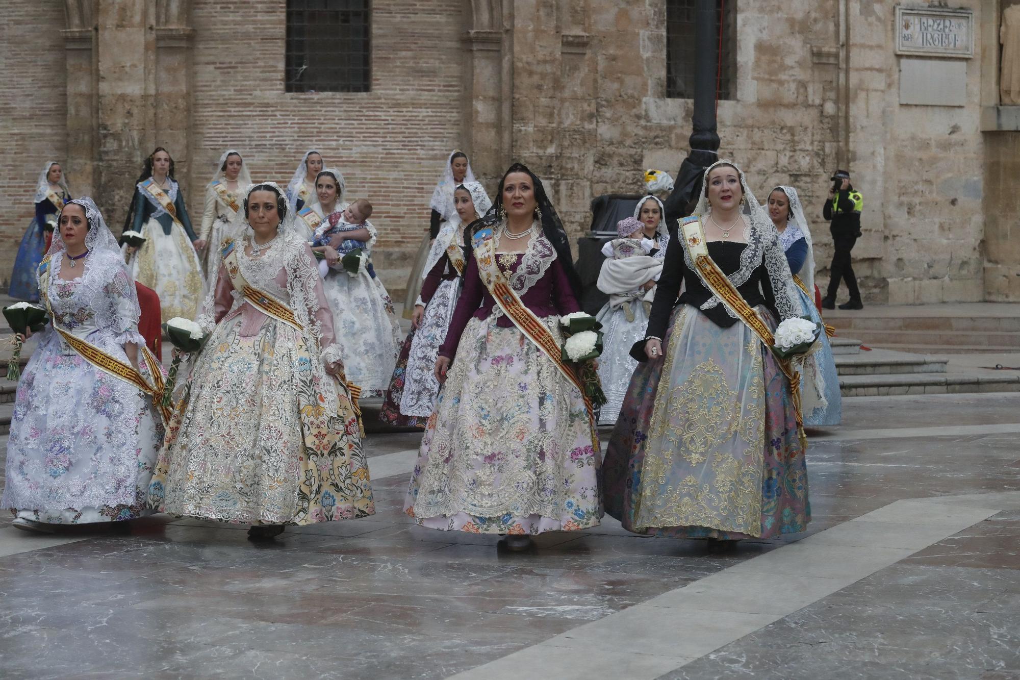 Búscate en el segundo día de ofrenda por la calle de la Paz (entre las 17:00 a las 18:00 horas)