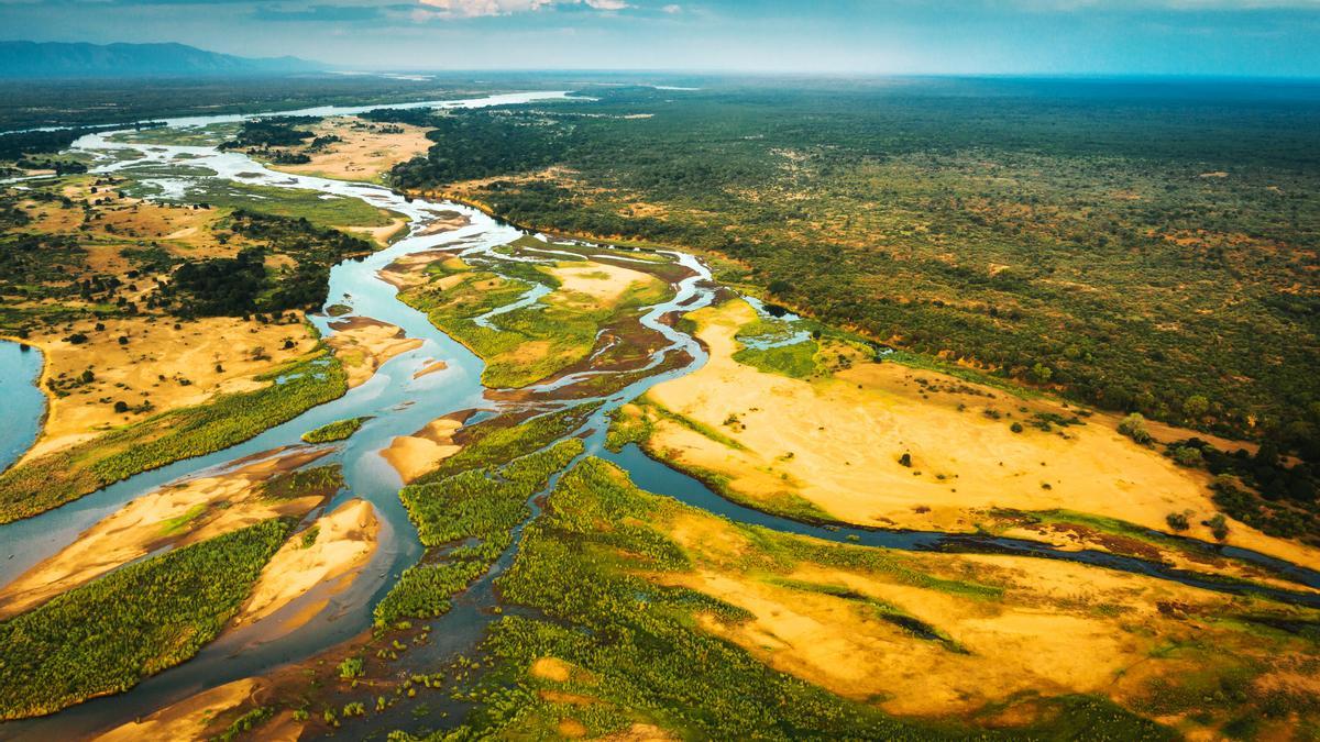 Vista del río Zambezi en Zambia