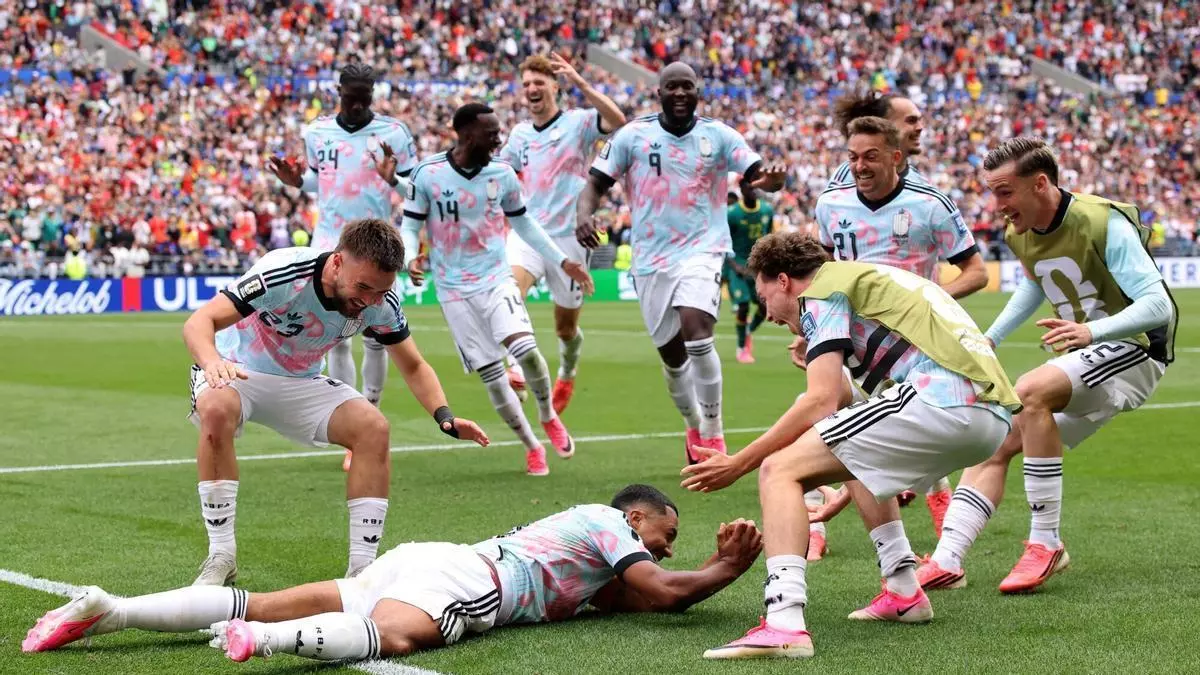 Bélgica resucita y obra un milagro para echar a Senegal