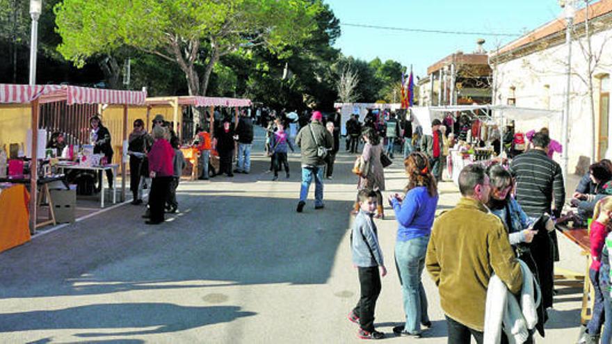 La estación ferroviaria presentó ayer por la mañana una inusual actividad gastronómica y de ocio.