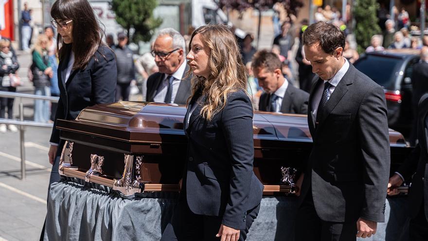 Misa funeral del CEO de Siemens y de su familia, accidentados en un helicóptero en Nueva York