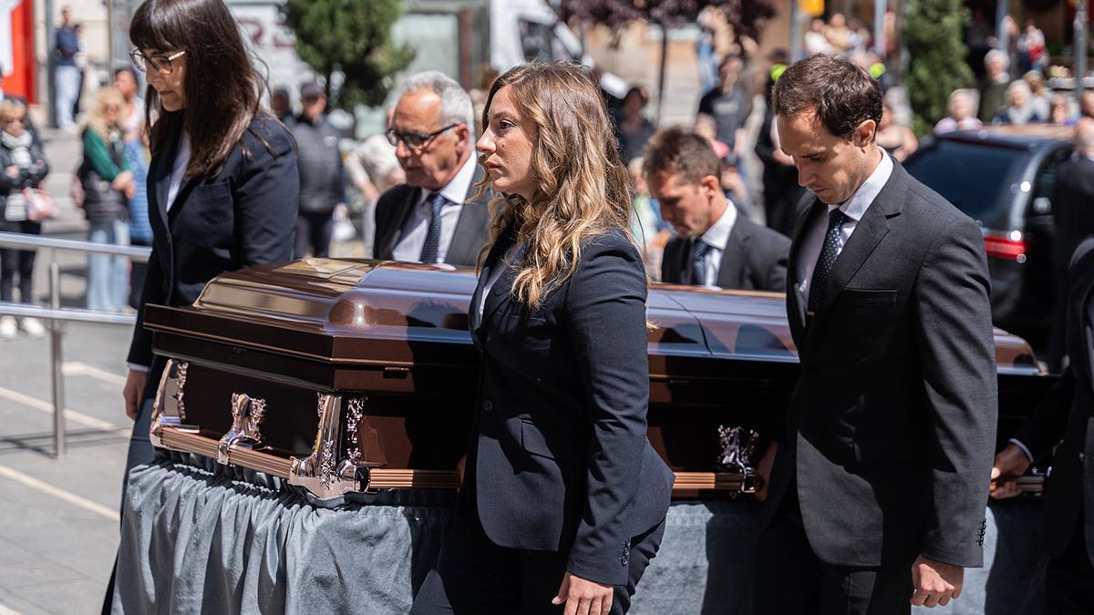 Funeral en Sarrià de la familia Escobar-Camprubí, fallecida en accidente de helicóptero en Nueva York Funeral en Sarrià de la familia Escobar-Camprubí, fallecida en accidente de helicóptero en Nueva York
