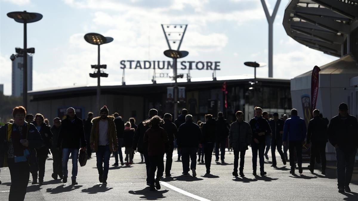 Exteriores del estadio del West Ham antes de un partido de la Premier.