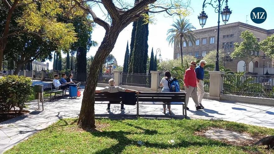 Frühling auf Mallorca: So genießen die Menschen in Palma den Sonnenschein